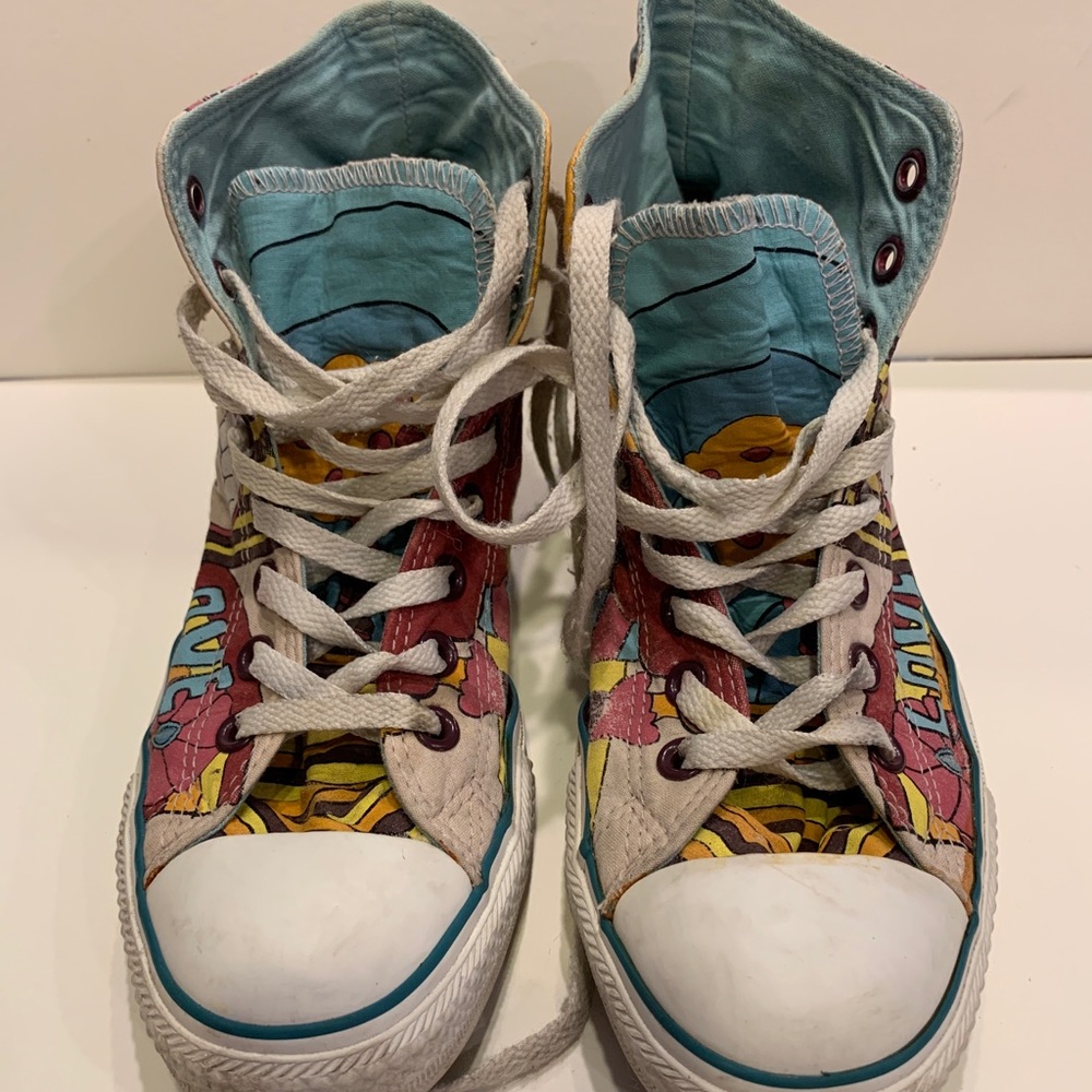 Converse High Tops Vintage Hippie Unisex Size 7